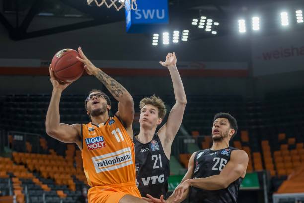 中串联球队 中串联球队