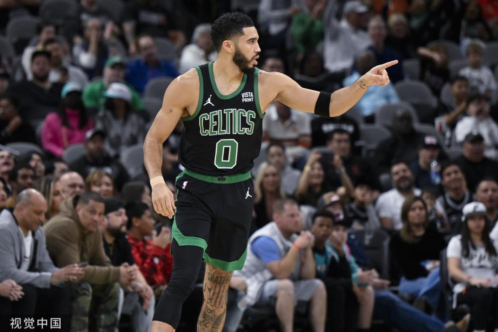 同时迫使雄 同时迫使雄