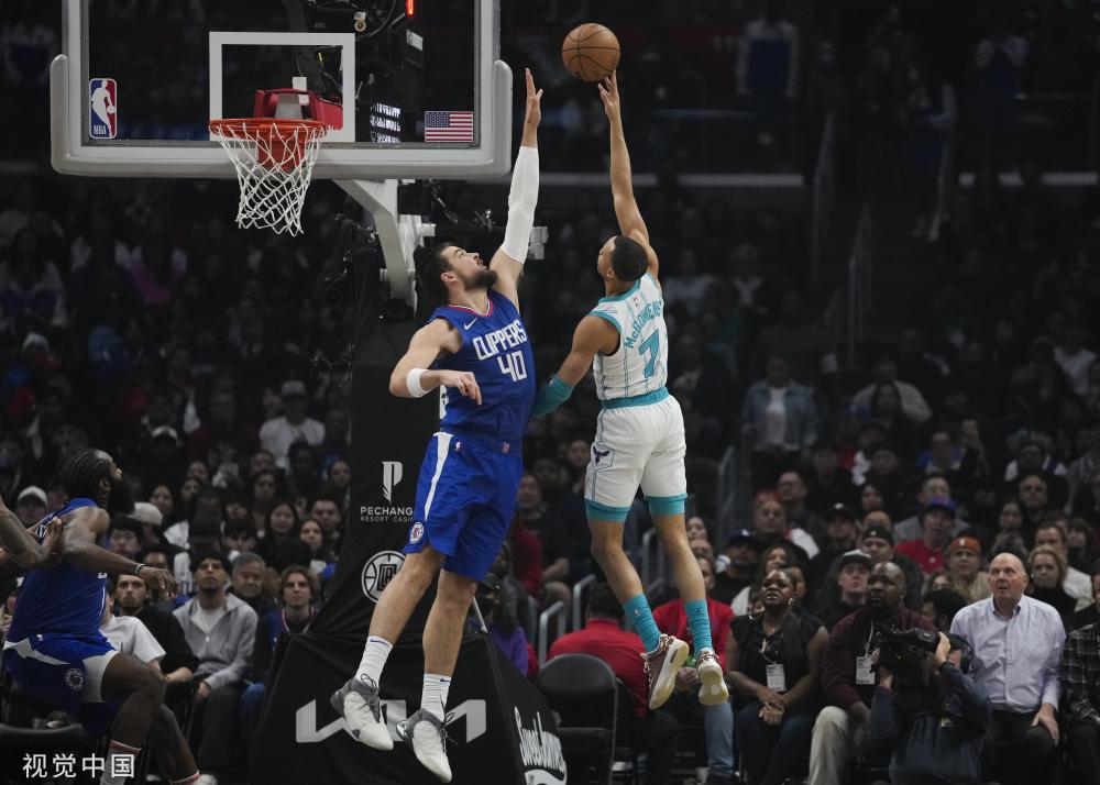 众带来了高 众带来了高